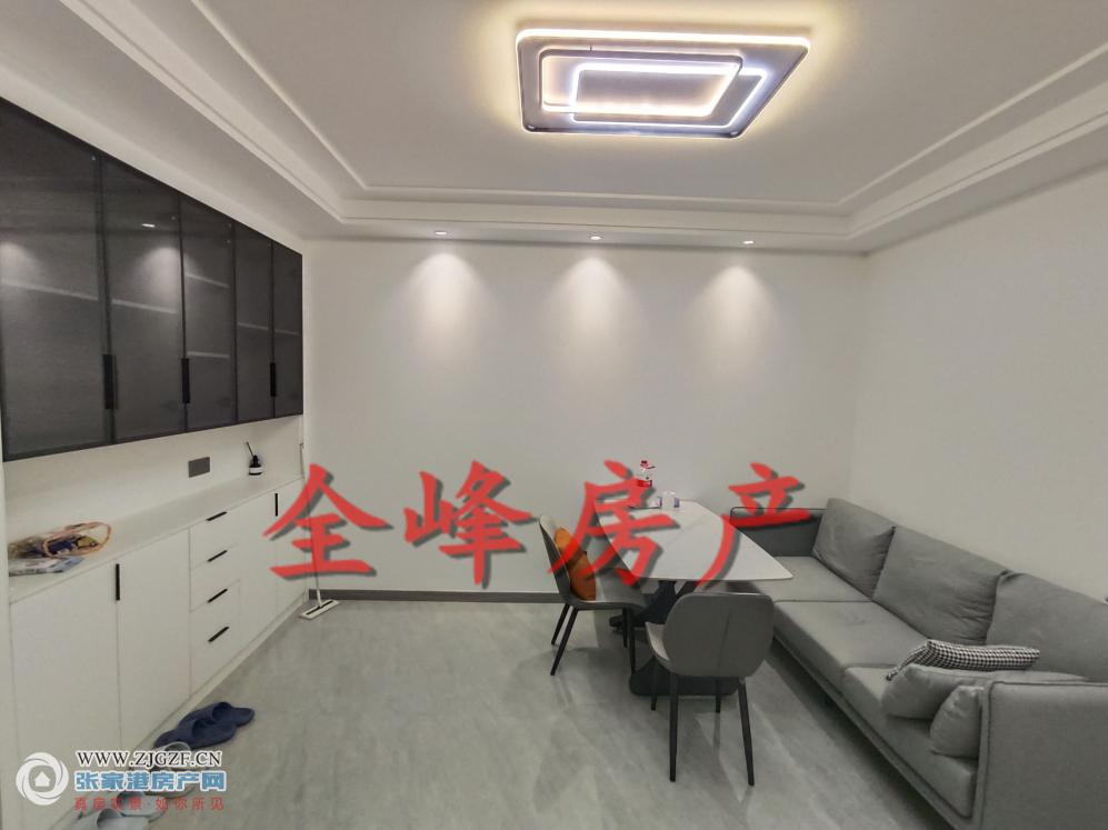 都市心海岸中介出租图片