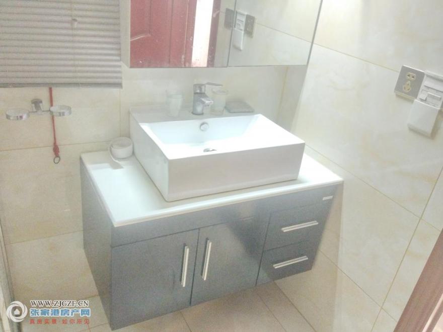 lg1.jpg?x-oss-process=image/resize,w_880