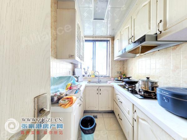 pc0_89bpCLuAg_2.jpg?x-oss-process=image/resize,w_880 pc0_89bpCLuAg_2.jpg?x-oss-process=image/resize,w_880