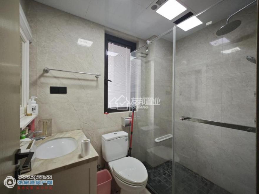 ꖹ\-lg-20250423-8.jpg?x-oss-process=image/resize,w_880