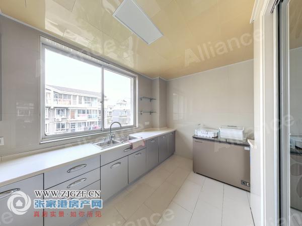 pc0_TKU7oZaiT.jpg?x-oss-process=image/resize,w_880