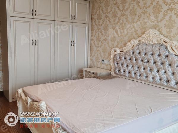 c9cdde78-016a-45a8-84de-6d7d8d784c3a.jpg?x-oss-process=image/resize,w_880