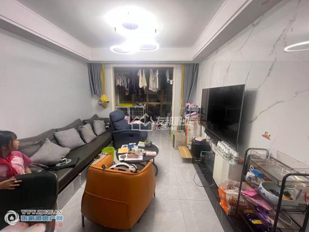 汇金新城中介出租图片