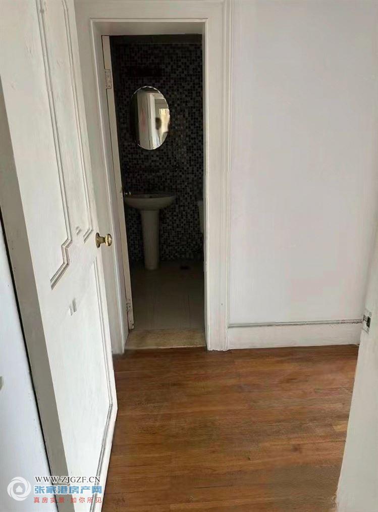 ͈D