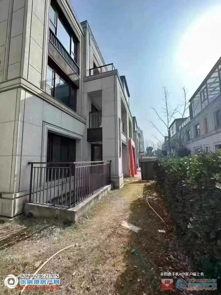 ͈D
