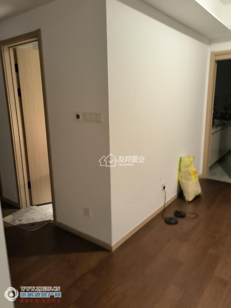 建發御瓏灣-臥室-20250701-0.jpg?x-oss-process=image/resize,w_880 建發御瓏灣-臥室-20250701-0.jpg?x-oss-process=image/resize,w_880