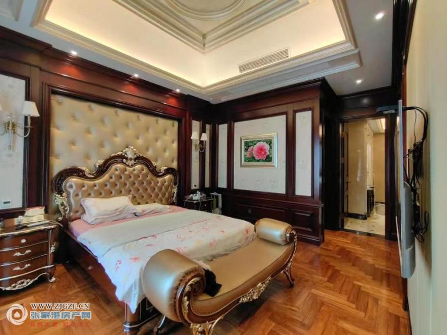 bc19c384578bc2abe3d4b3098f6f1fa.jpg?x-oss-process=image/resize,w_880