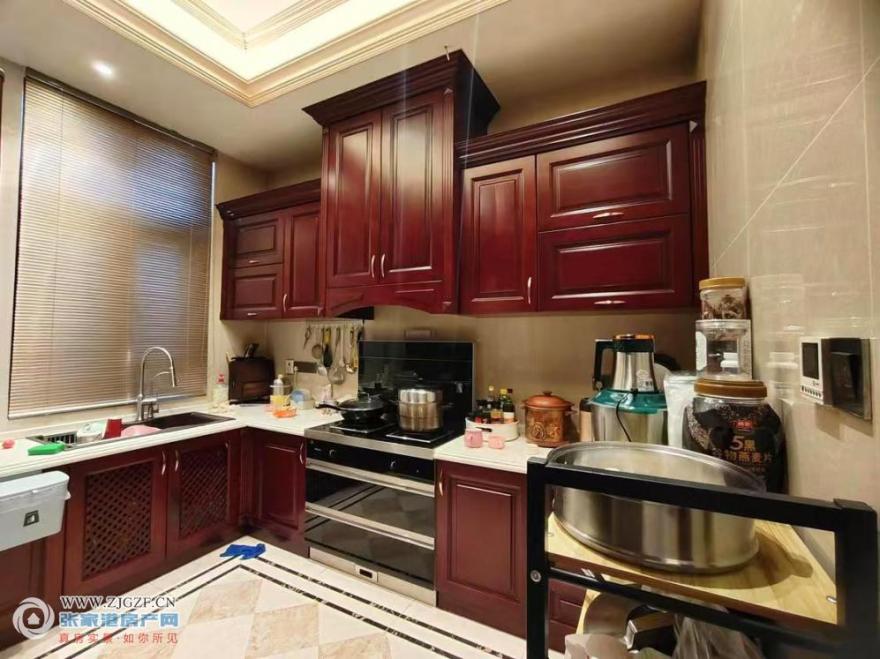 0d53f9822b243939e6798ac8f4fbc7b.jpg?x-oss-process=image/resize,w_880