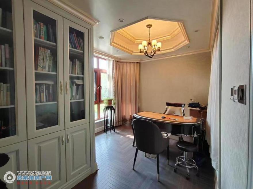 c335af01628b2b5582ee00b0b2e8a38.jpg?x-oss-process=image/resize,w_880