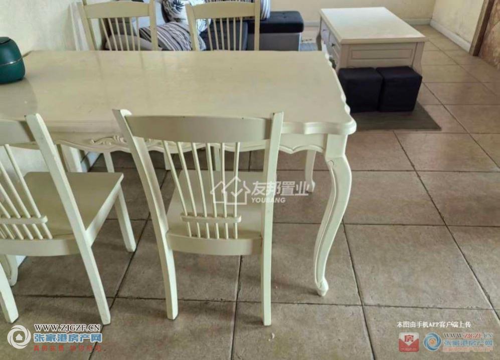 置地甲江南中介出租图片