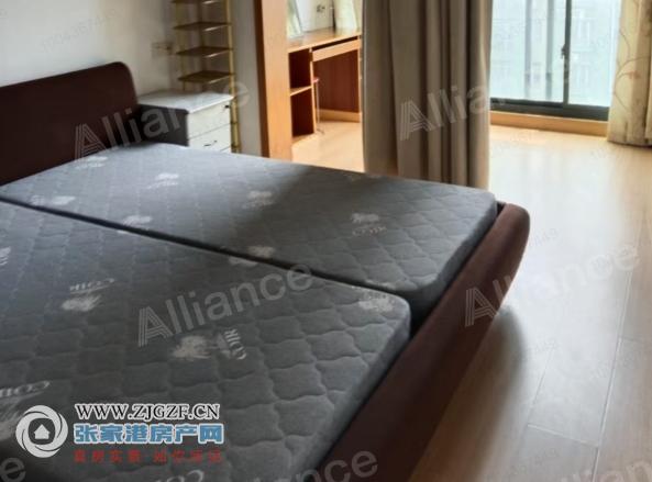 金地华城中介出租图片