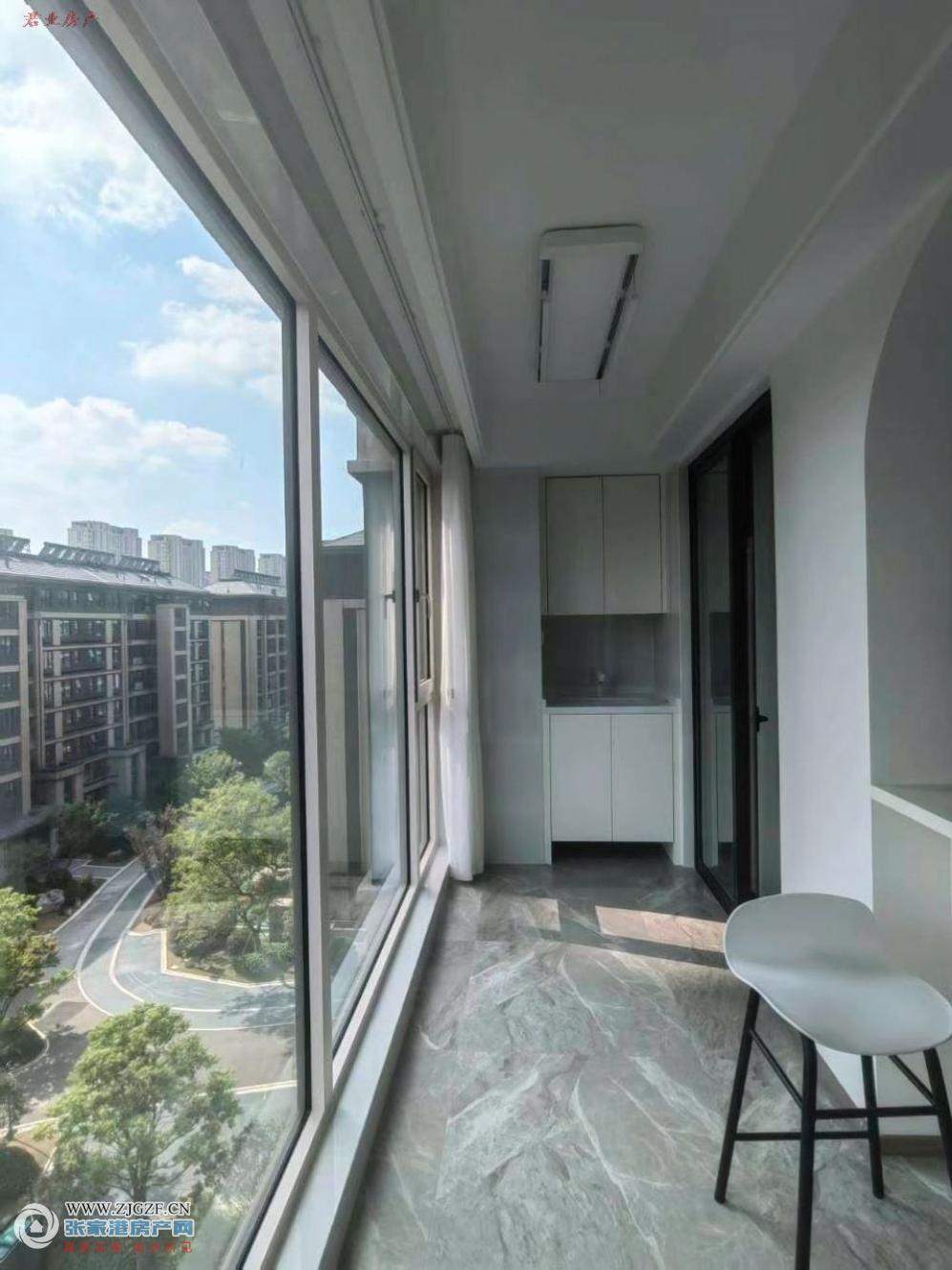 建发和玺中介出租图片