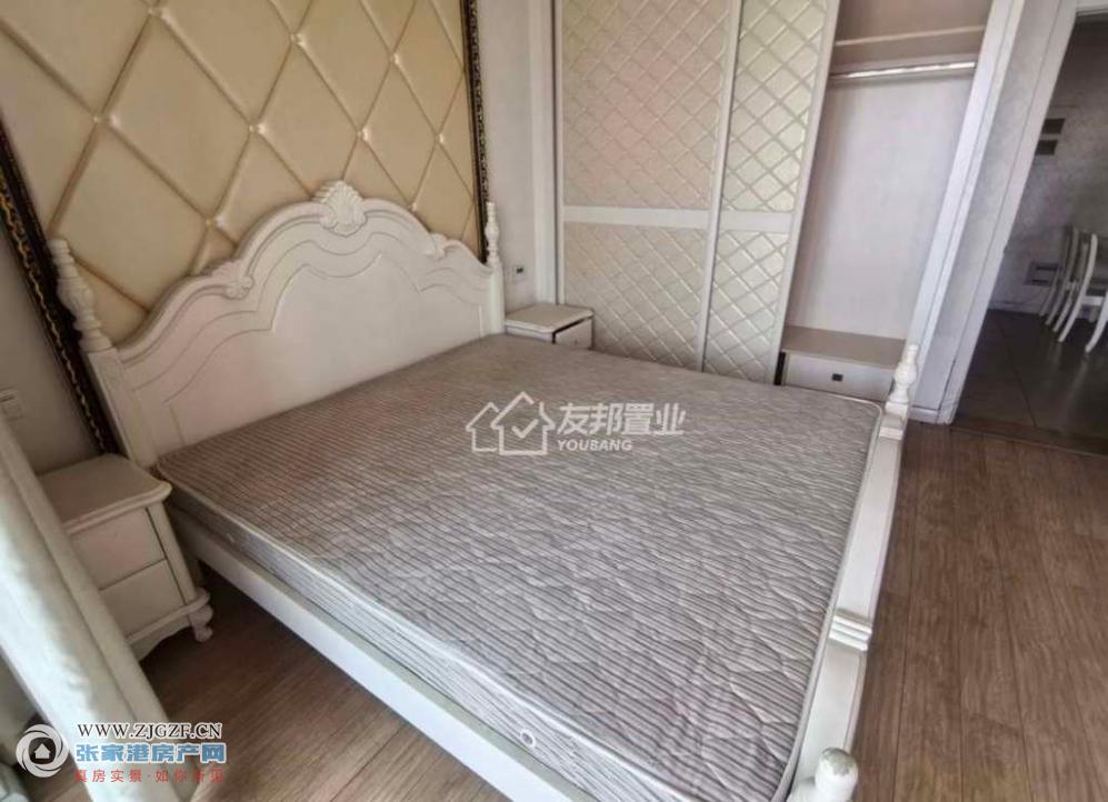 置地甲江南房东出租图片