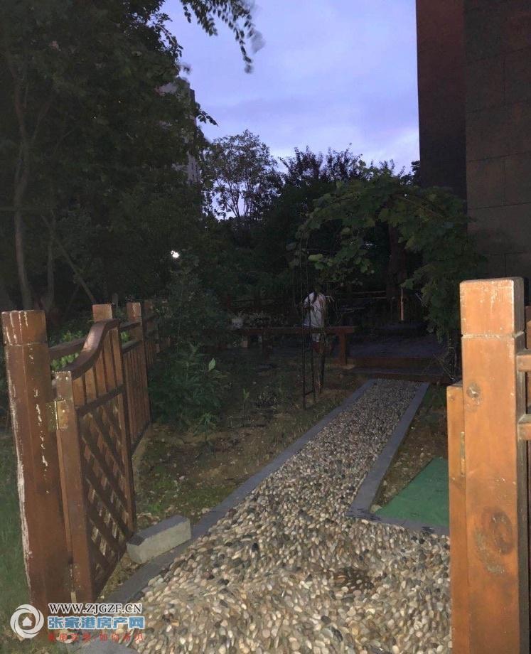 1974664_.jpg?x-oss-process=image/resize,w_880