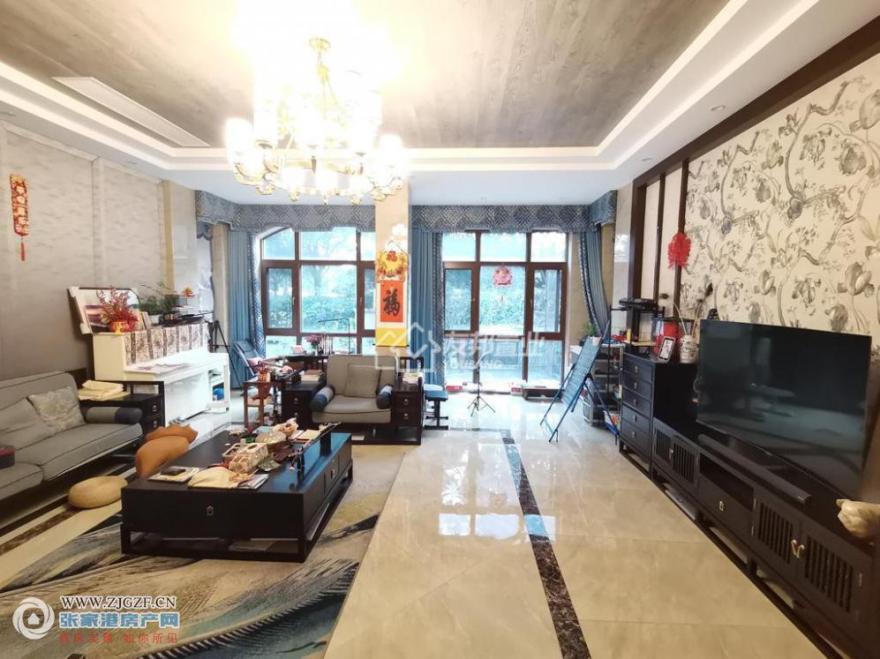 ()--20250826-0.jpg?x-oss-process=image/resize,w_880