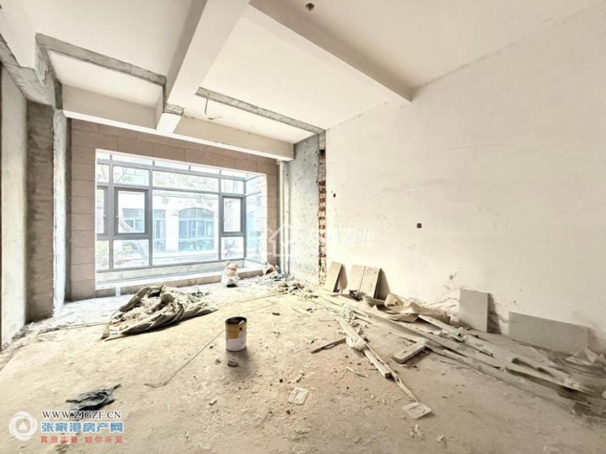 ()--20250826-3.jpg?x-oss-process=image/resize,w_880