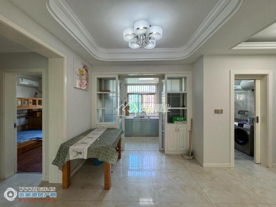 и´--20250827-2.jpg?x-oss-process=image/resize,w_880