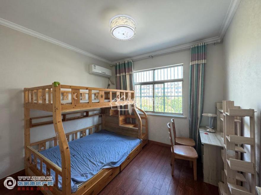 и´--20250827-3.jpg?x-oss-process=image/resize,w_880