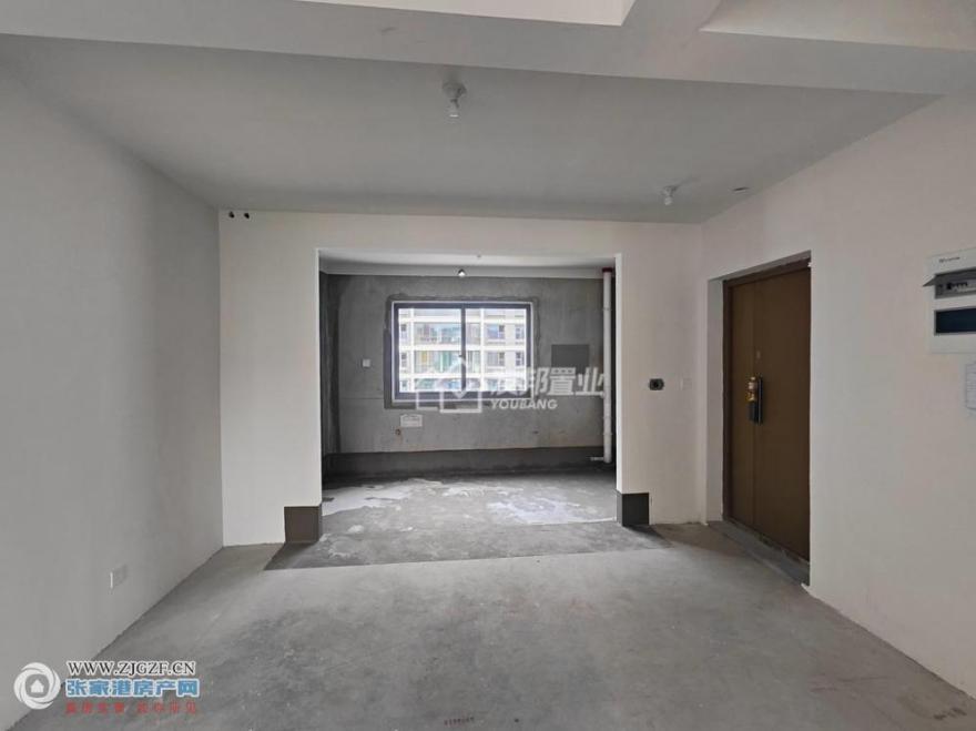 c067fce941234038a8f449293b867101.jpg?x-oss-process=image/resize,w_880