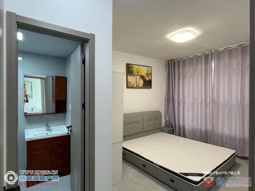 125125588.jpg?x-oss-process=image/resize,w_880