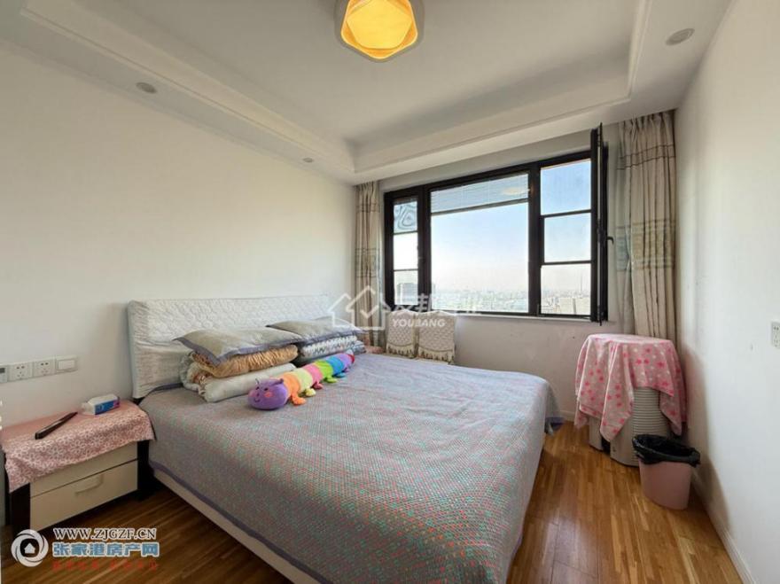 --20250901-3.jpg?x-oss-process=image/resize,w_880