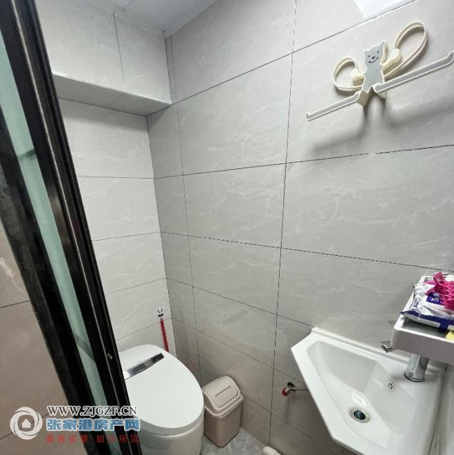 105737248_.jpg?x-oss-process=image/resize,w_880