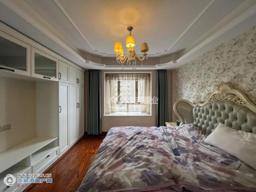 Ͻ--20250910-4.jpg?x-oss-process=image/resize,w_880