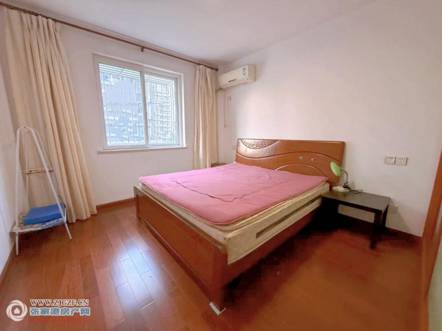 fbf432f8bdc2e5a86833715f95df5aef.jpg?x-oss-process=image/resize,w_880