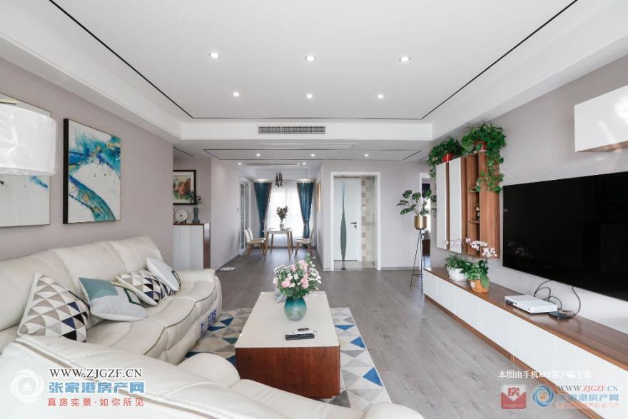 16535680.jpg?x-oss-process=image/resize,w_880