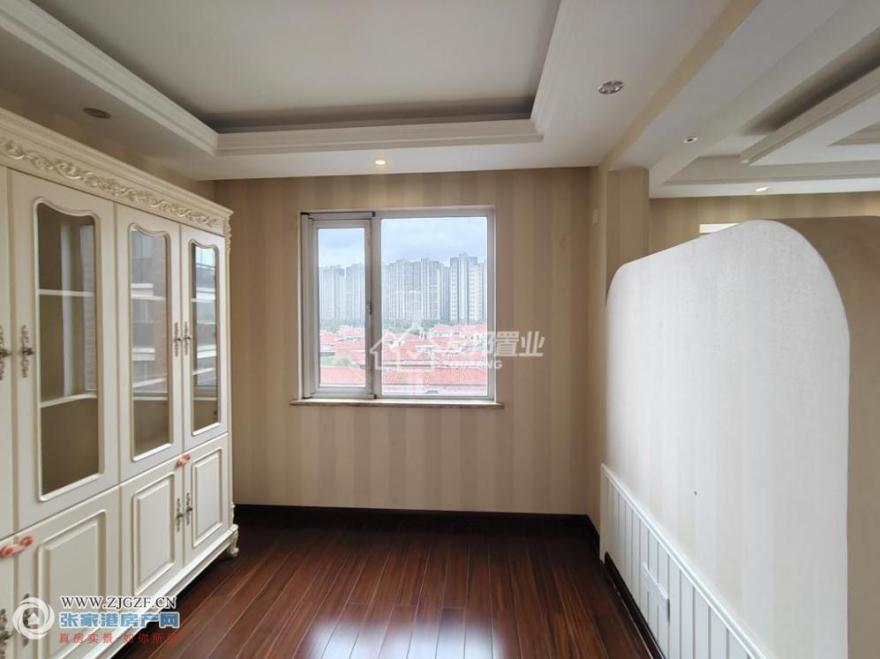 ۾԰--20250920-6.jpg?x-oss-process=image/resize,w_880