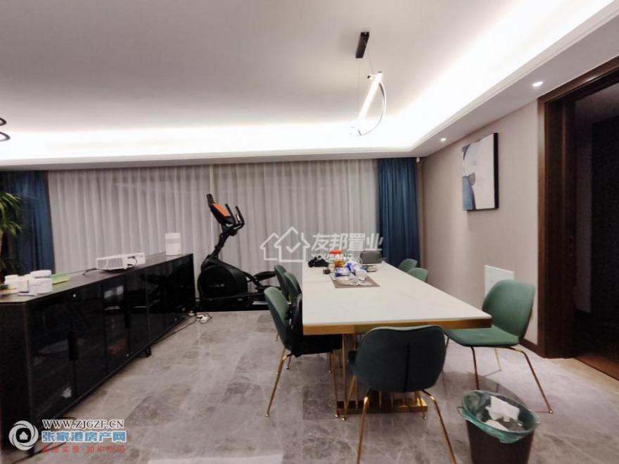 ³ƴ󶼻--20250921-0.jpg?x-oss-process=image/resize,w_880