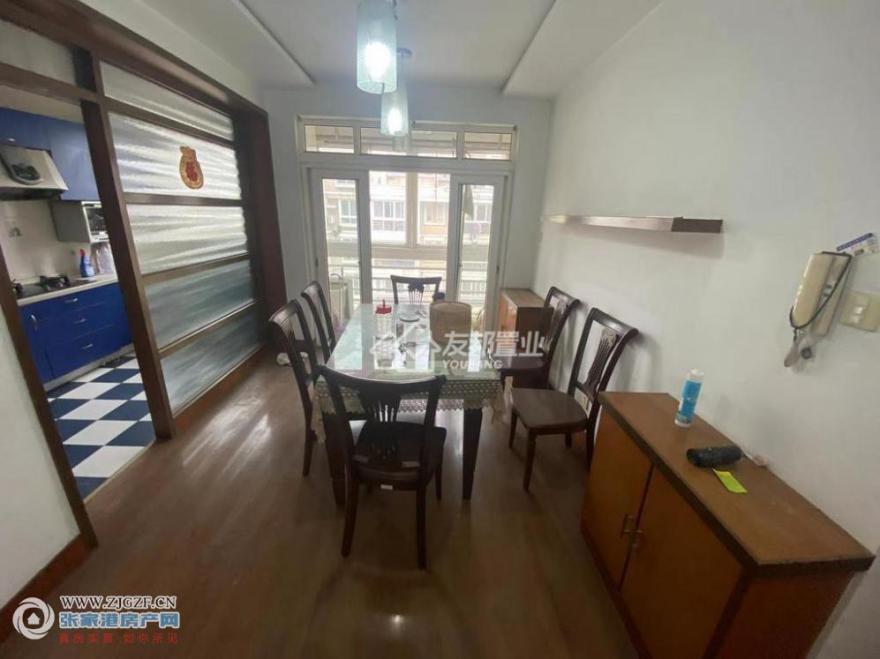 长江新城花园-餐厅-20250922-3.jpg?x-oss-process=image/resize,w_880 长江新城花园-餐厅-20250922-3.jpg?x-oss-process=image/resize,w_880