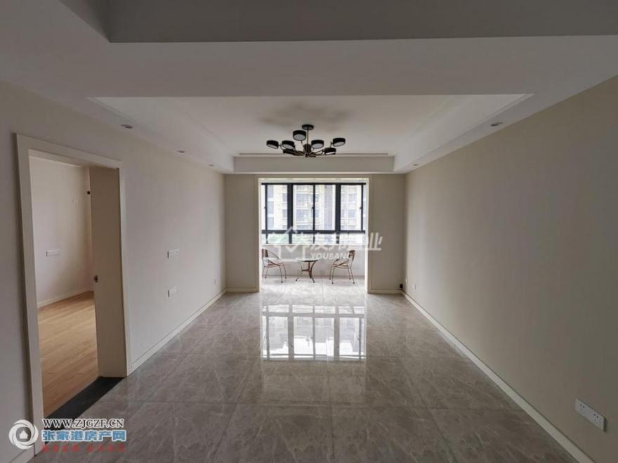 范庄花苑-客厅-20250923-0.jpg?x-oss-process=image/resize,w_880 范庄花苑-客厅-20250923-0.jpg?x-oss-process=image/resize,w_880