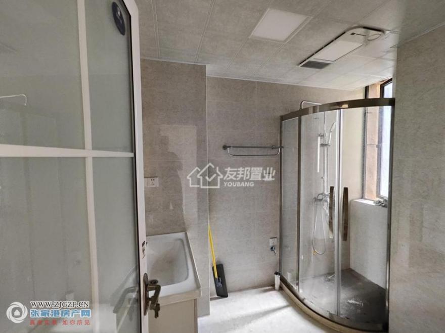 范庄花苑-卫生间-20250923-6.jpg?x-oss-process=image/resize,w_880 范庄花苑-卫生间-20250923-6.jpg?x-oss-process=image/resize,w_880