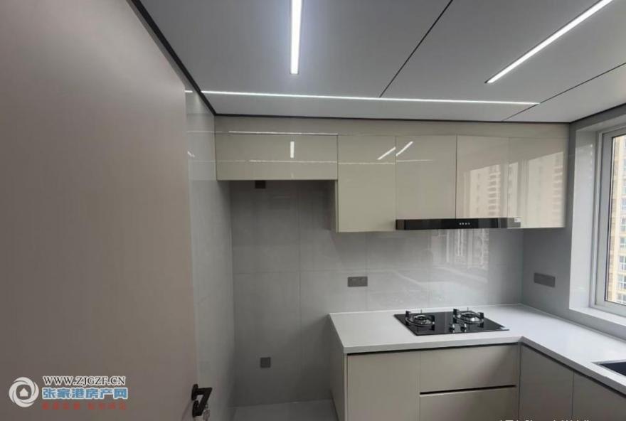 b7933aad4987d95851a05d7d12dccc0.jpg?x-oss-process=image/resize,w_880