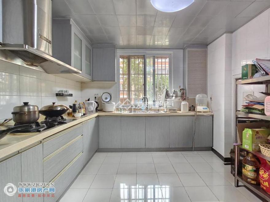 ͨ԰--20250929-9.jpg?x-oss-process=image/resize,w_880