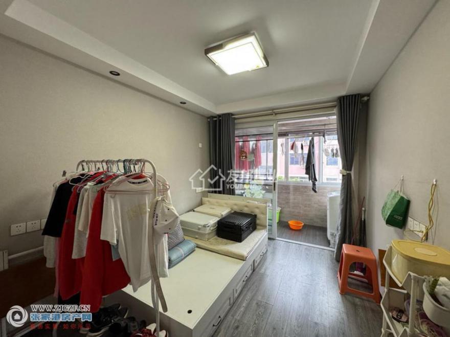 --20251002-5.jpg?x-oss-process=image/resize,w_880