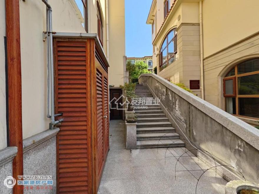 Ҽ()--20251004-18.jpg?x-oss-process=image/resize,w_880