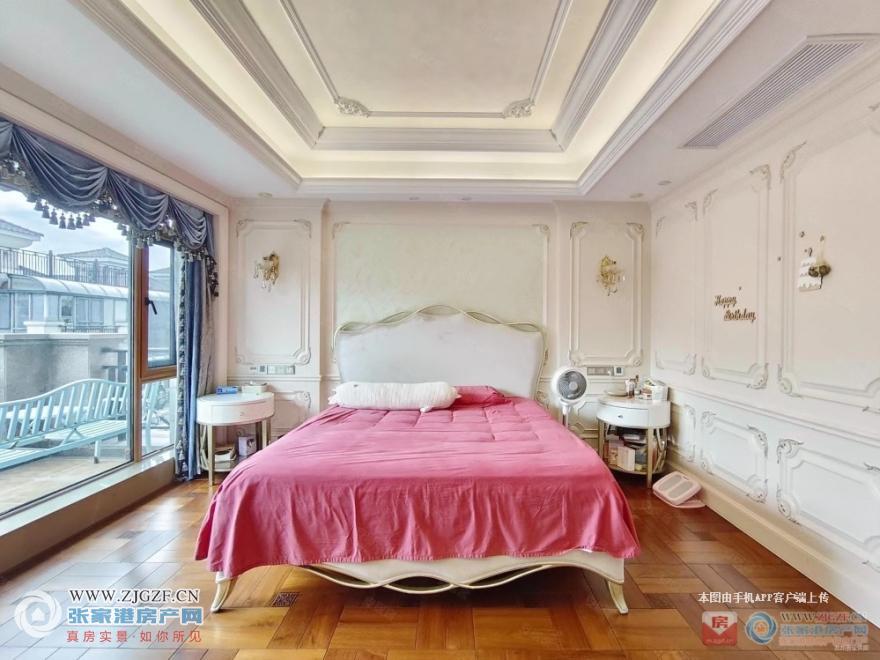 18942220.jpg?x-oss-process=image/resize,w_880