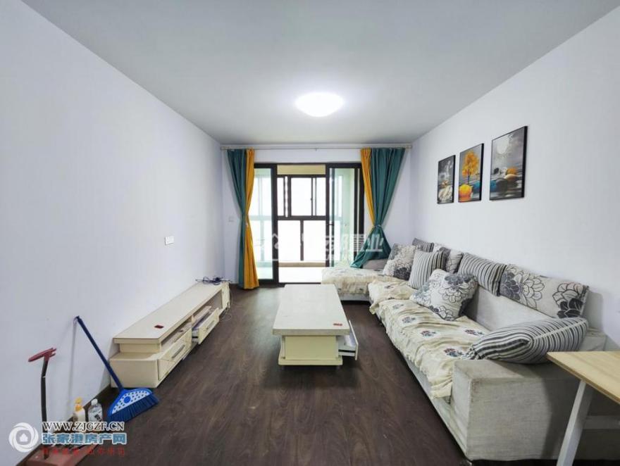 2a5afa98a2db4507bc387bd4b2f8c720.jpg?x-oss-process=image/resize,w_880