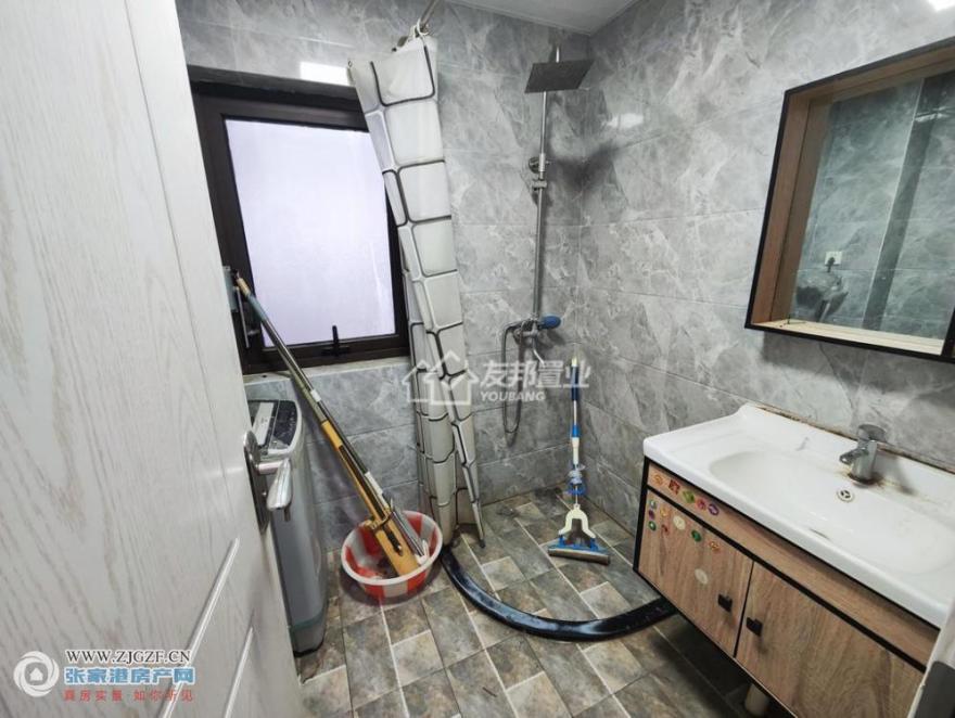 c740b33f9f0f4a53be3c06704fa5949b.jpg?x-oss-process=image/resize,w_880