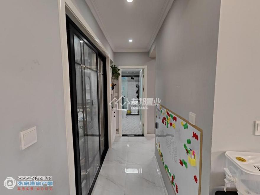 万科公园大道(张家港)-过道-20250303-8.jpg?x-oss-process=image/resize,w_880 万科公园大道(张家港)-过道-20250303-8.jpg?x-oss-process=image/resize,w_880