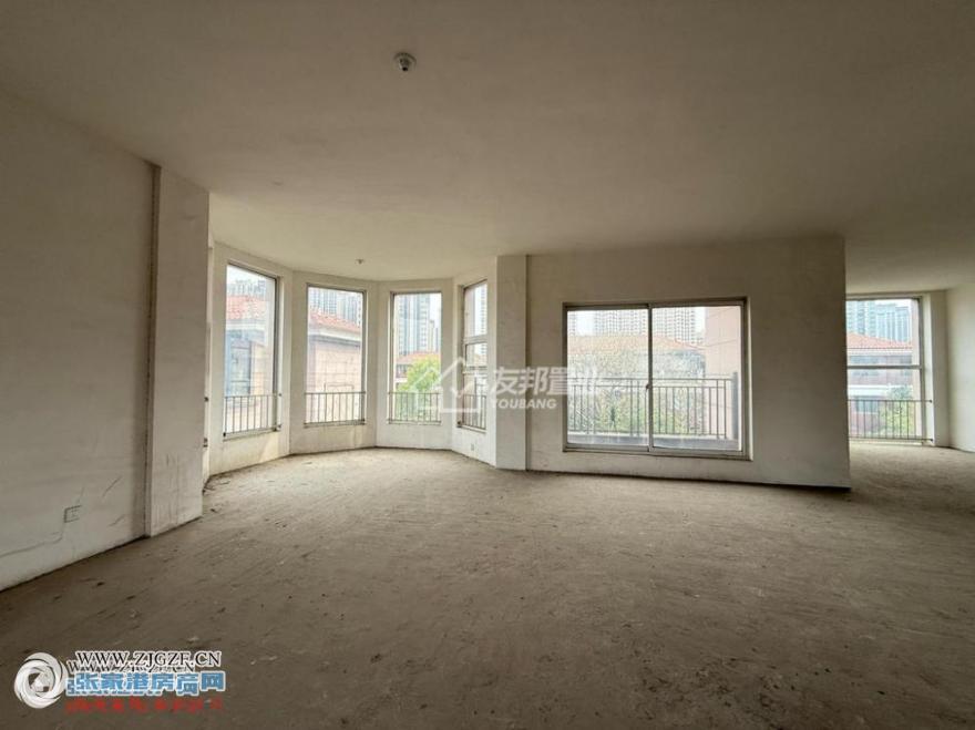 20251008085459_43769.jpg?x-oss-process=image/resize,w_880