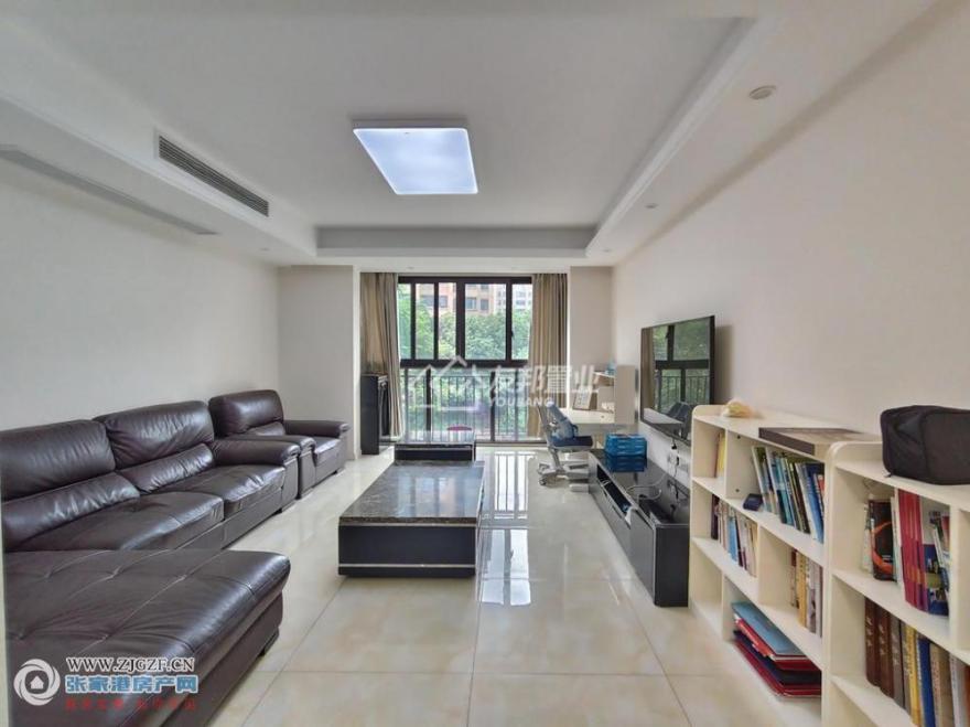 --20251009-0.jpg?x-oss-process=image/resize,w_880