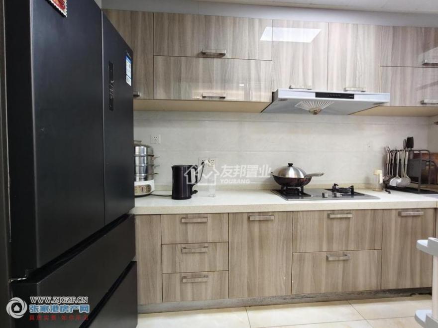 --20251009-9.jpg?x-oss-process=image/resize,w_880