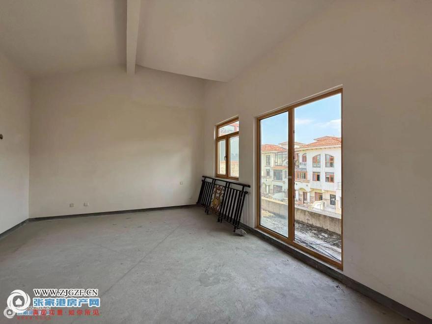 20250921083351_89252.jpg?x-oss-process=image/resize,w_880