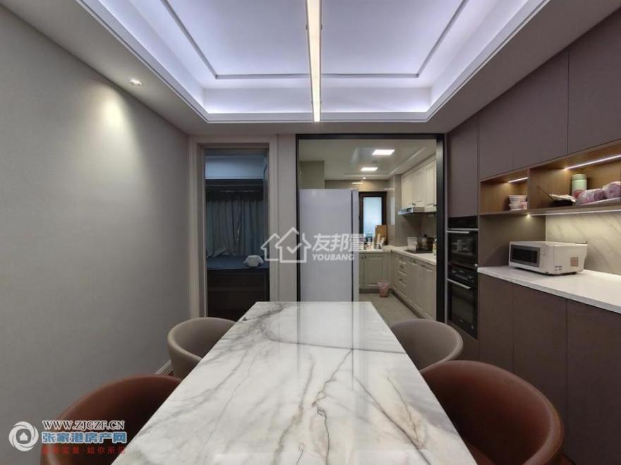 ³ƴ󶼻--20251014-2.jpg?x-oss-process=image/resize,w_880