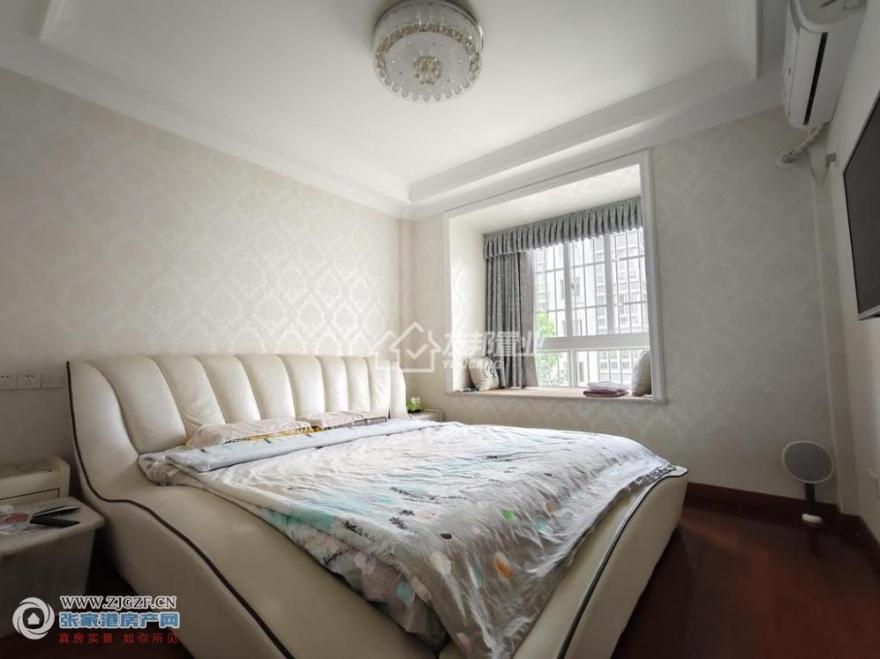 --20251014-4.jpg?x-oss-process=image/resize,w_880