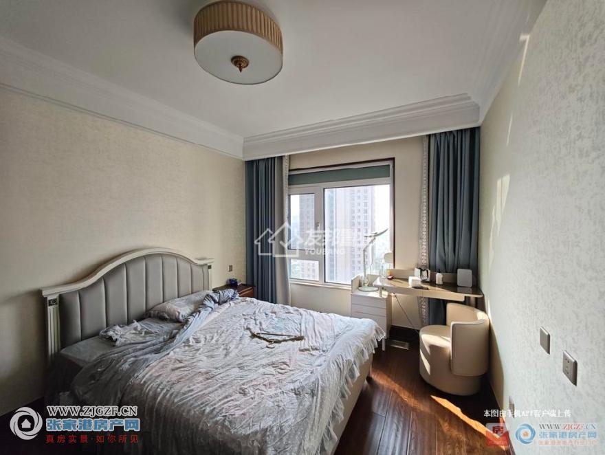 181114488.jpg?x-oss-process=image/resize,w_880