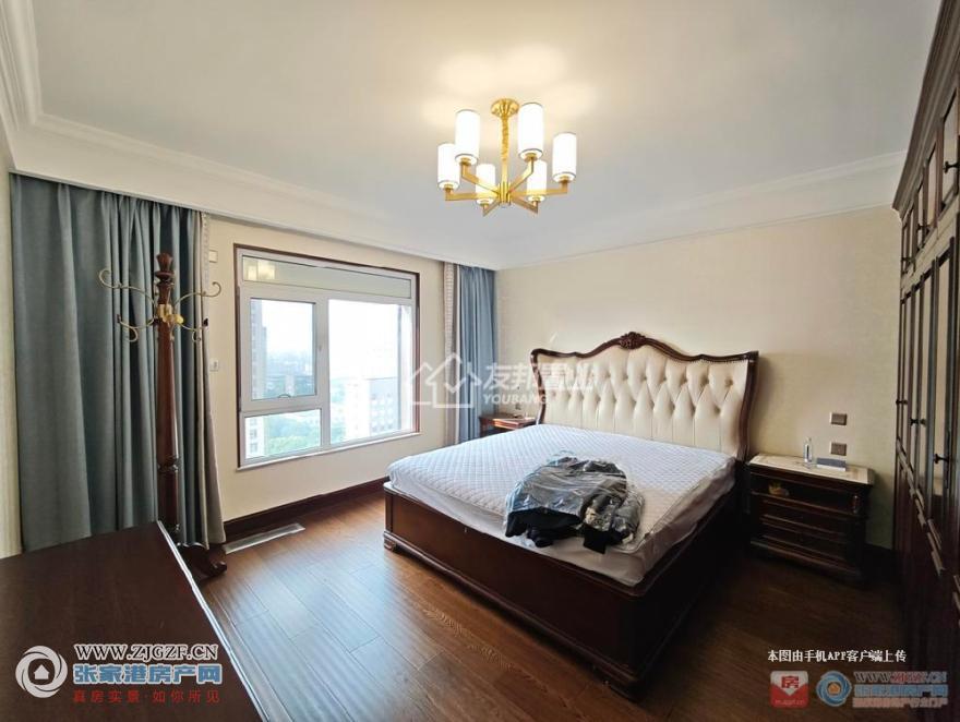 181115596.jpg?x-oss-process=image/resize,w_880